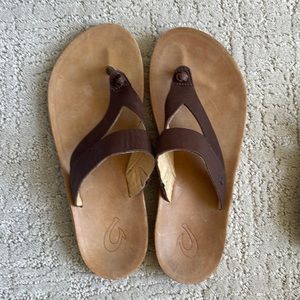 Olukai sandals